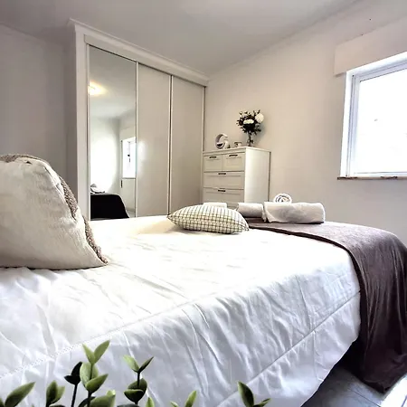 Portimao City Beach Apartment